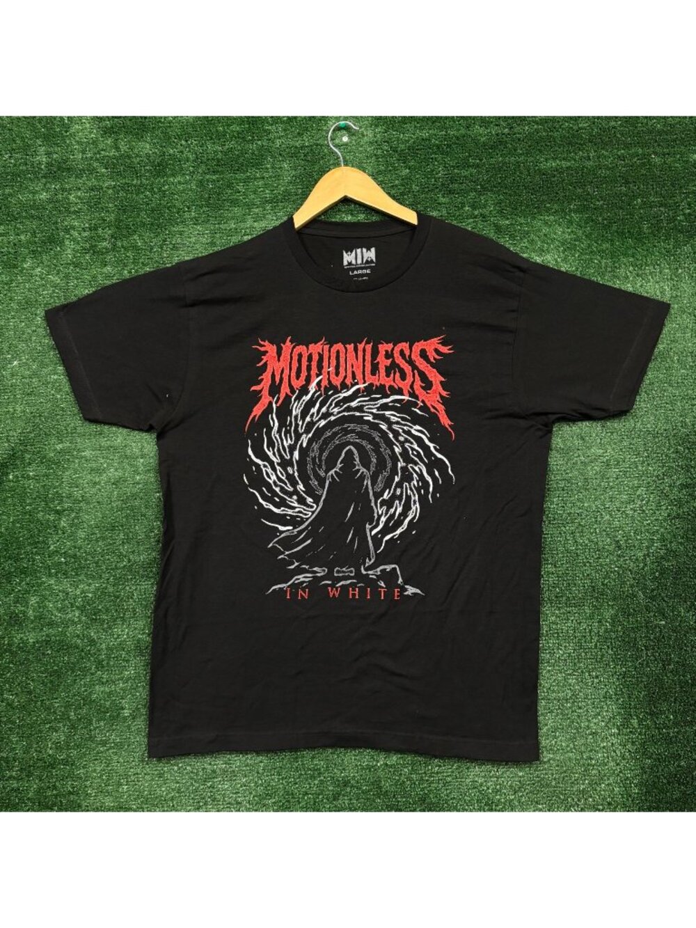 Motionless in White Decades Be Not Afraid Of The Dark Metalcore Band T-Shirt L